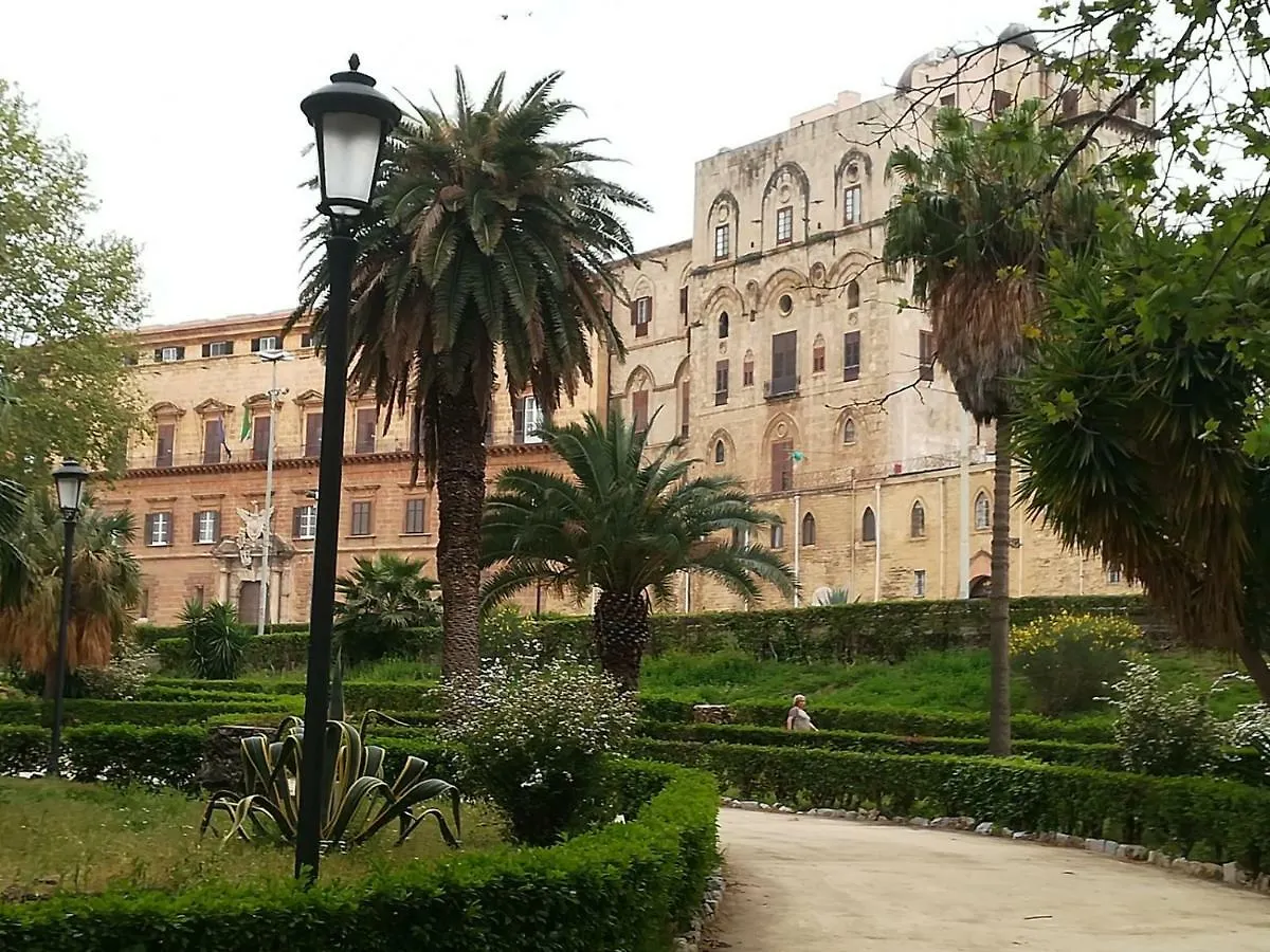 Jennys Place Palermo 3*,  Italië