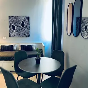 Ungheria Ottantaquattro Couette-café
